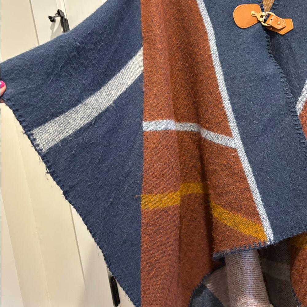 Cejon Geo Colorblocked Ruana / Poncho - Picture 4 of 5